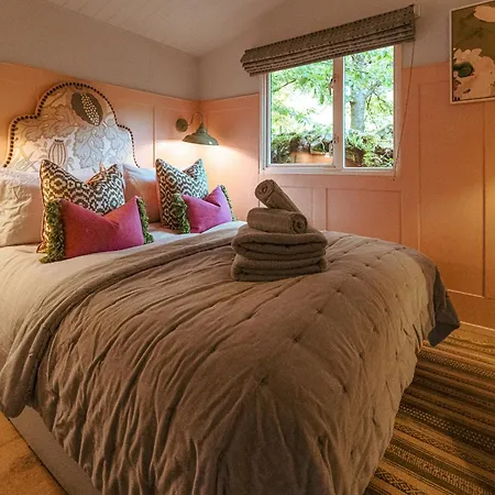 The Shepherd - Uk50613 *