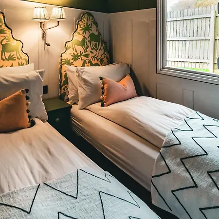 The Shepherd - Uk50613